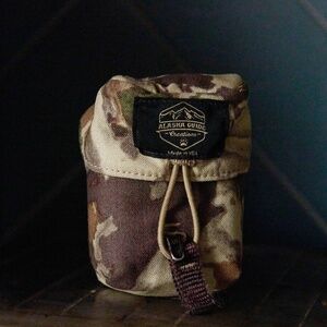 *** Alaska Guide Creations Rangefinder Pouch